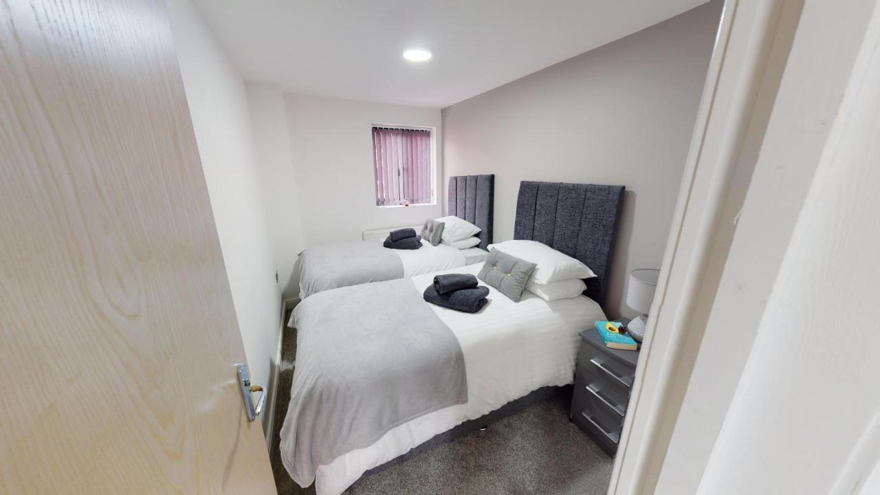 City Lodge Serviced Apartments Worcester City Centre - Parking Esterno foto