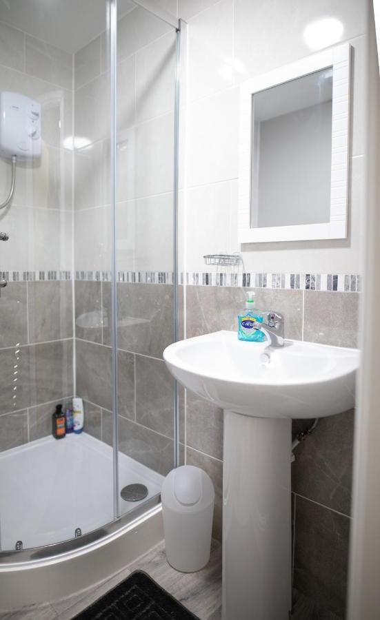 City Lodge Serviced Apartments Worcester City Centre - Parking Esterno foto